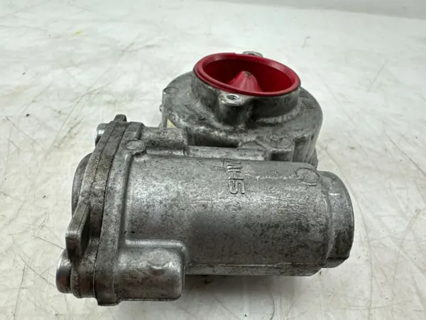 Válvula de control del árbol de levas OEM 103L109096 - Usado image 5