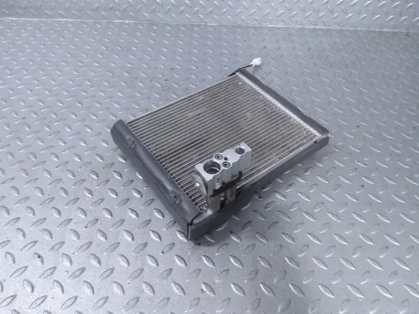 AC-förångare Toyota Yaris XP210 OEM CZ4475006760 image 4