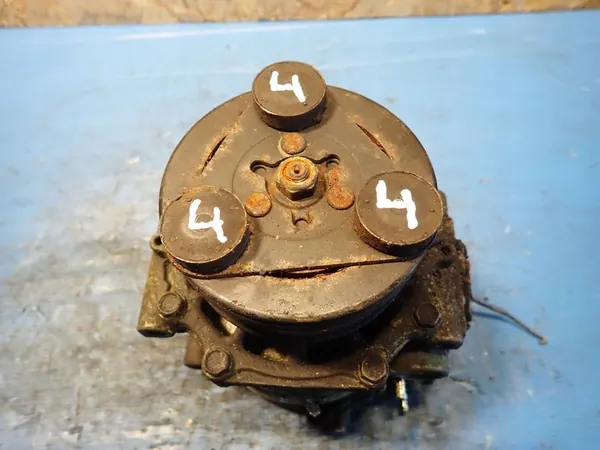 Compresor Mitsubishi OE MN185570, Aire Acondicionado image 3