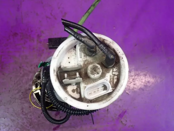 AUDI A4 B6 00-05 Brandstofpomp 8E0919050D 4 Pin image 4