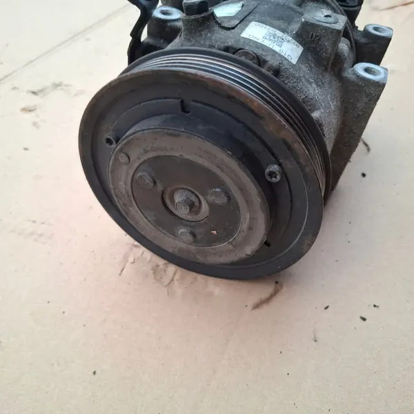 Compresseur de climatisation KIA Sportage Hyundai Tucson image 4