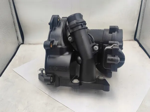 VW Audi Seat Skoda 1.8 2.0 TFSI Carcasa de Termostato image 3