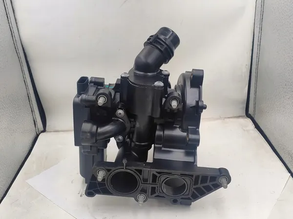 VW Audi Seat Skoda 1.8 2.0 TFSI Carcasa de Termostato image 5