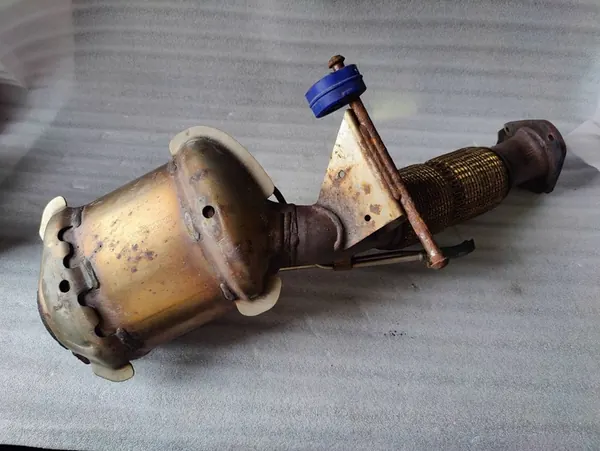 VOLVO S60 III V60 II XC60 2.0 T5 CATALISADOR OEM image 1