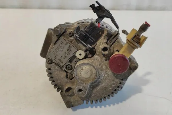 Alternador FORD MONDEO I SEDAN 1.8L gasolina image 4