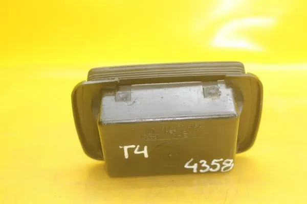 Cinzeiro Traseiro OEM 861857405A para VW Transporter T4 image 9
