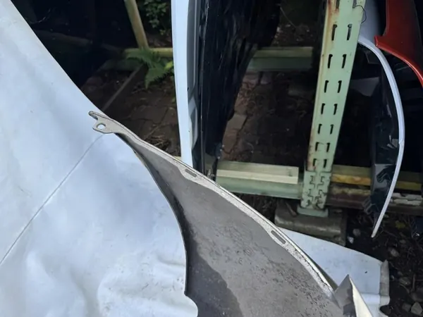 Paraurti posteriore NISSAN ALMERA N16 HB 03-07 OEM image 5