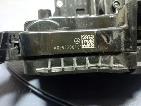 MERCEDES GLE W292 FRAMHÄNDT LÅS HÖGER 5+2 PIN A0997200401 image 4