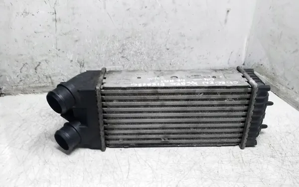 Radiador de intercooler CITROËN XSARA PICASSO 1.6L diesel OEM 874964GF image 2
