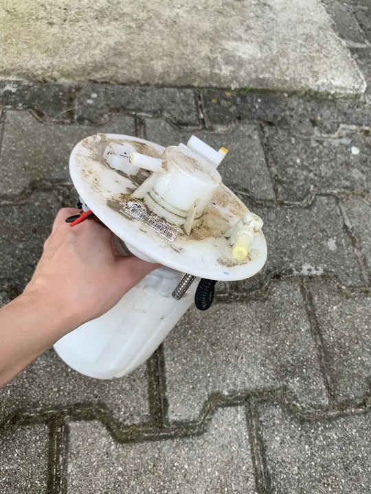 Bomba de combustível KIA RIO III 311101W000 image 4