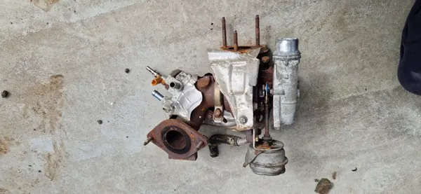 Renault Turbo OEM 8200950715-R Megane III 1.9 DCI:lle image 4