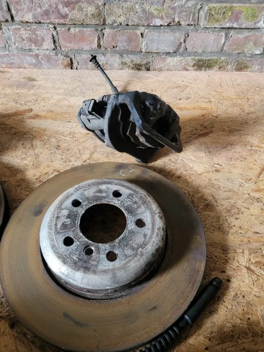 Conjunto de discos e pinças BMW OE 44/24 60/36 348mm image 6