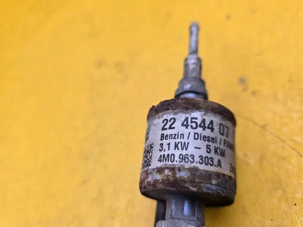 Webasto brandstofpomp OEM 4M0963303A VW Touareg image 6