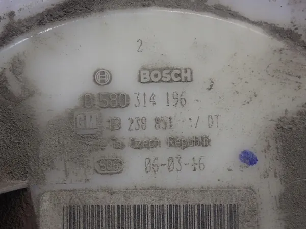 OPEL ASTRA H III 04-07 Polttoainepumppu 0580314196 13238851 4 PIN image 5