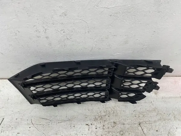 Rejilla de parachoques izquierda Audi RS5 8T0 Lift image 9