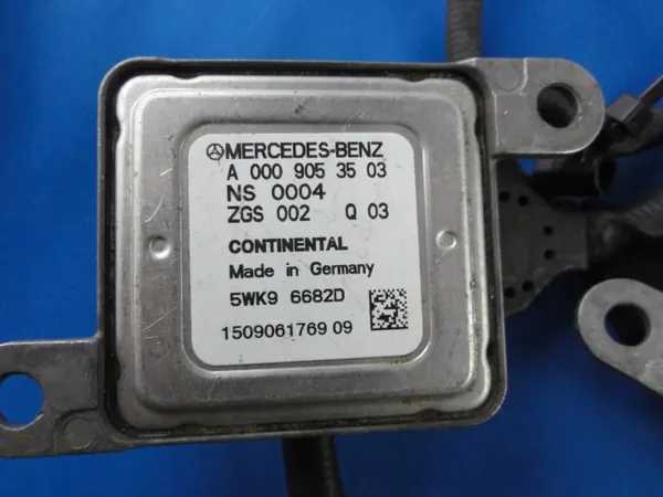 Mercedes-Benz OE A0009053503 Capteur NOx image 2
