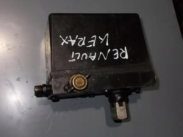 Bomba elevadora cabina OEM 5010629348 Renault Premium Kerax image 2