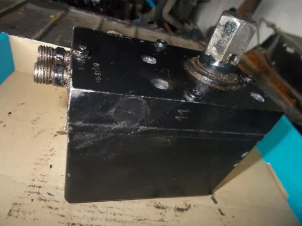 Bomba elevadora cabina OEM 5010629348 Renault Premium Kerax image 3
