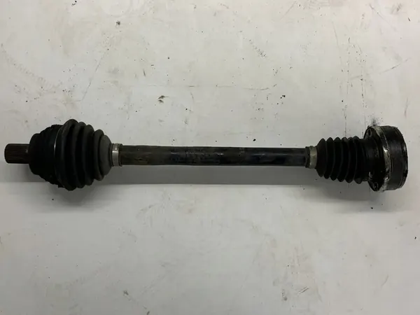 Vänster kort drivaxel VW Golf VI 1K0407271AP image 2