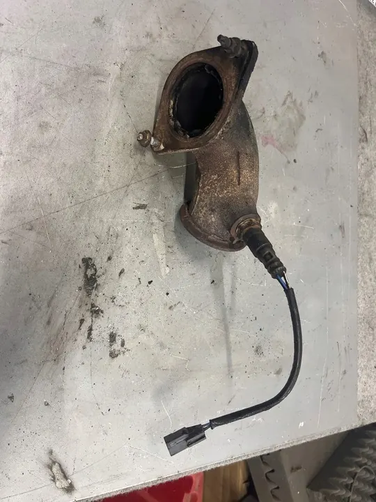 Silencieux avant Renault Master III 2017 VEB3195 image 1