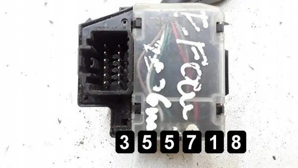 Commutateur Ford Focus OEM AM-355718 - État Utilisé image 2