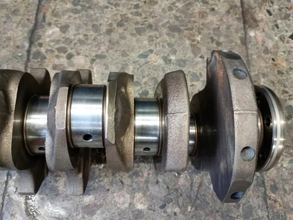 WAŁ KORBOWY OEM Kampiakseli Renault Megane/Scenic 1.5 DCI image 5