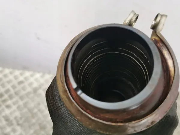 Peugeot 3008 II 2022 Connecteur flexible d'échappement OEM AMD197740 image 2