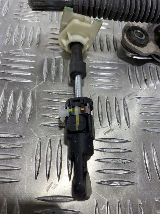 Jeep Compass Schaltgestänge OEM 00521700200 - Gebraucht image 4