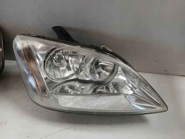 Faro Ford Focus C-MAX OEM 3M51-13005-AH Derecho image 2