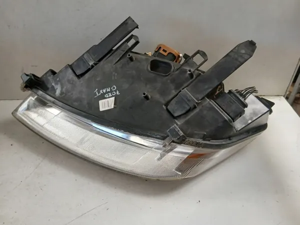 Faro Ford Focus C-MAX OEM 3M51-13005-AH Derecho image 5