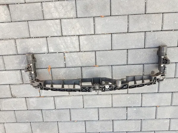 Supporto faro sinistro per Mercedes E-Class W212 Lift image 2