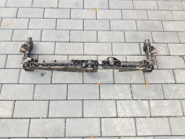 Supporto faro sinistro per Mercedes E-Class W212 Lift image 3