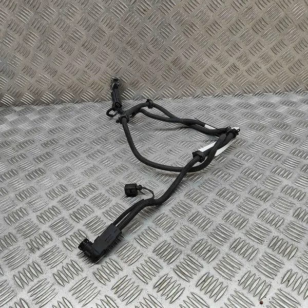 VW Passat B8 Kaapelit 2.0L 110kw 2019 3Q0131983M image 6