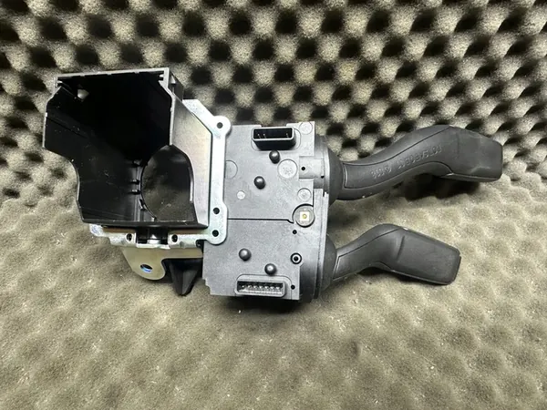 Audi Blinker-Schalter 4E0953513G OE image 3