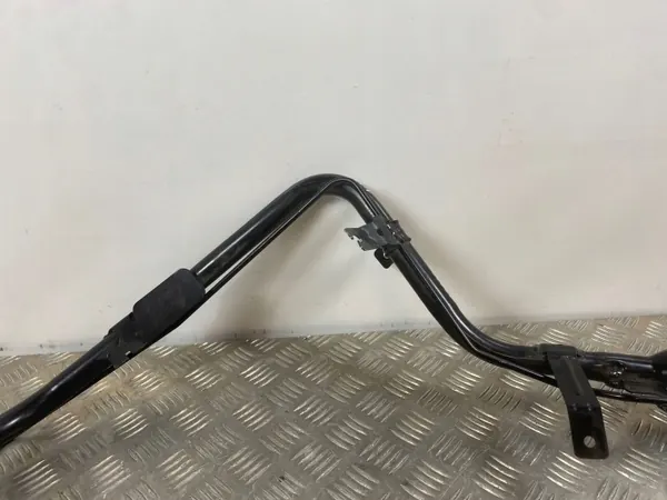 Pescoço de enchimento Nissan 370Z OEM 6T88 - Usado image 3