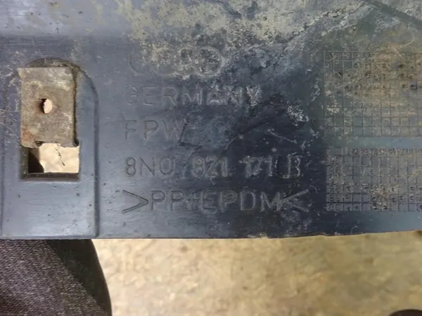 AUDI TT 8N 98-05 Left Front Wheel Arch 8N0821171B image 6