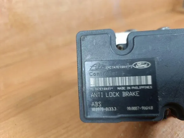 Pompe ABS OEM 10.0970-0133.3 pour Ford Fiesta MK6 image 3