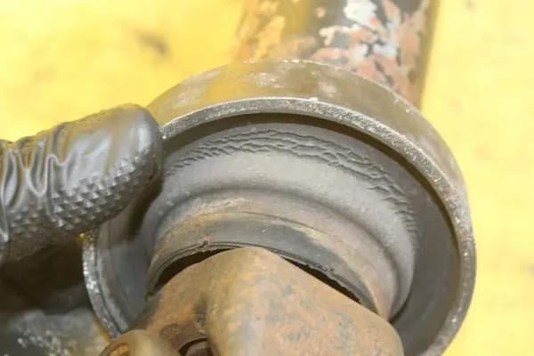 Audi A6 C5 Allroad Drivaxel OE 4Z7521101N image 7