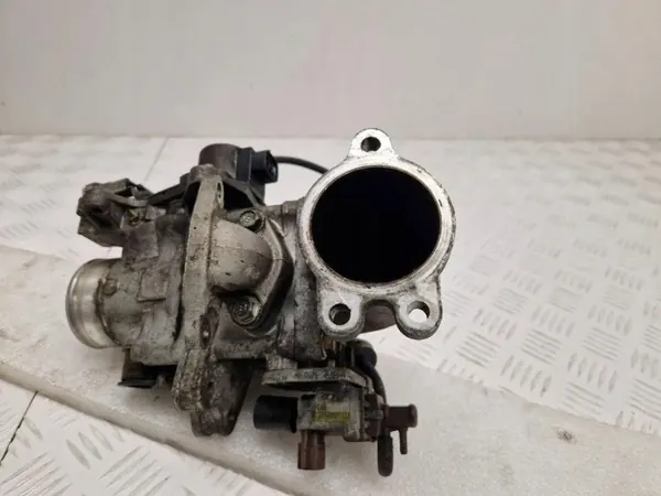 Toyota EGR-ventil OEM 25800-30090 för Land Cruiser Prado image 2