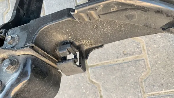 Frontstoßstange Hyundai Elantra 2010-2016 OEM image 2