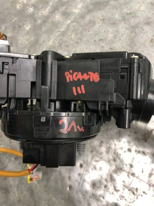 Commutateur combiné Kia OE OEM 93490G3130BILI image 9