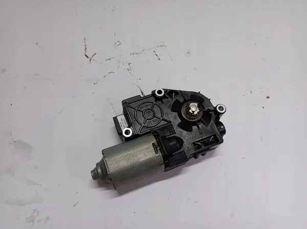 BMW Kattoikkumoottori OEM 7193398 7-sarja F01/F02 image 2