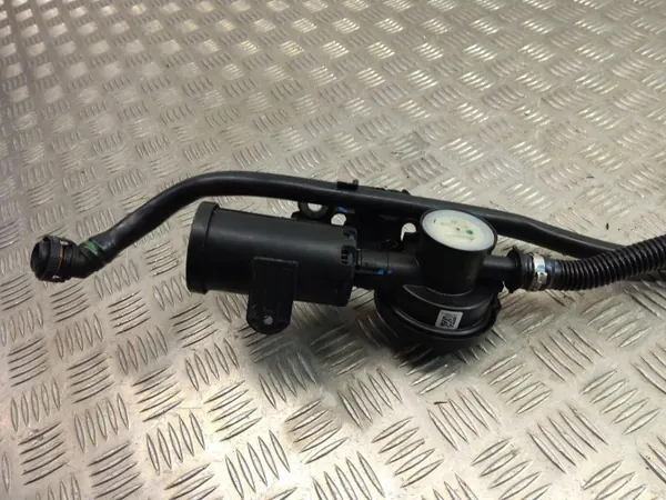 Válvula ventilação tanque BMW OEM 7447496 - Usado image 9