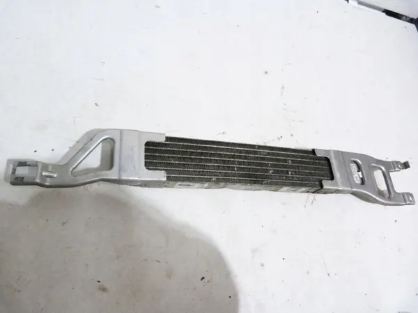 Öljynjäähdytin jäähdytin OEM ME15051DGA5 Mercedes image 3