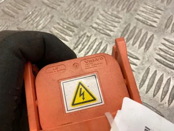Volvo zekering OEM 31473430 - Gebruikt origineel onderdeel image 4