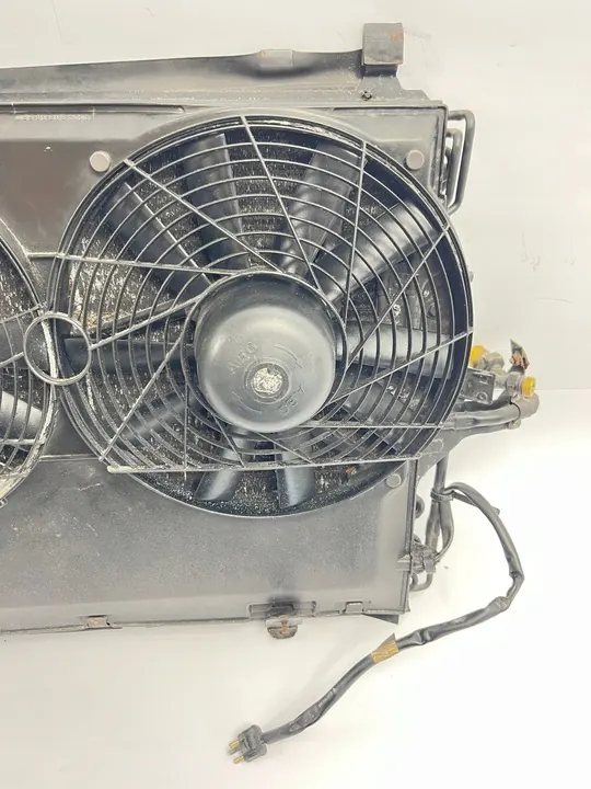 Jäähdyttimen Tuulettimet Mercedes W124 E280 E320 300E 260E OEM image 5