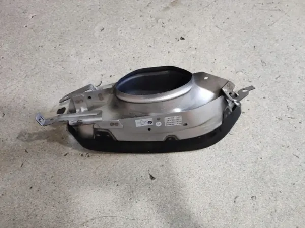 BMW 840 G16 Vasen musta pakopää OEM 7491677 image 3