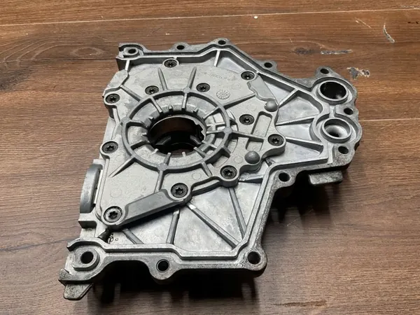 Pompe à huile d'occasion OEM 6H4Q-6600-DE Land Rover image 8