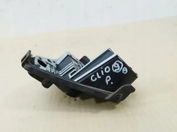 Insert Phare Arrière Droit OEM Renault Clio III image 2