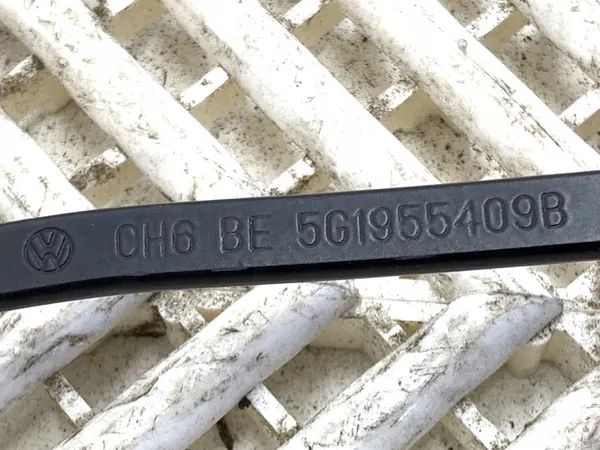 Wiper Arm Complete Front VW Golf VIII 5G1955409B image 4